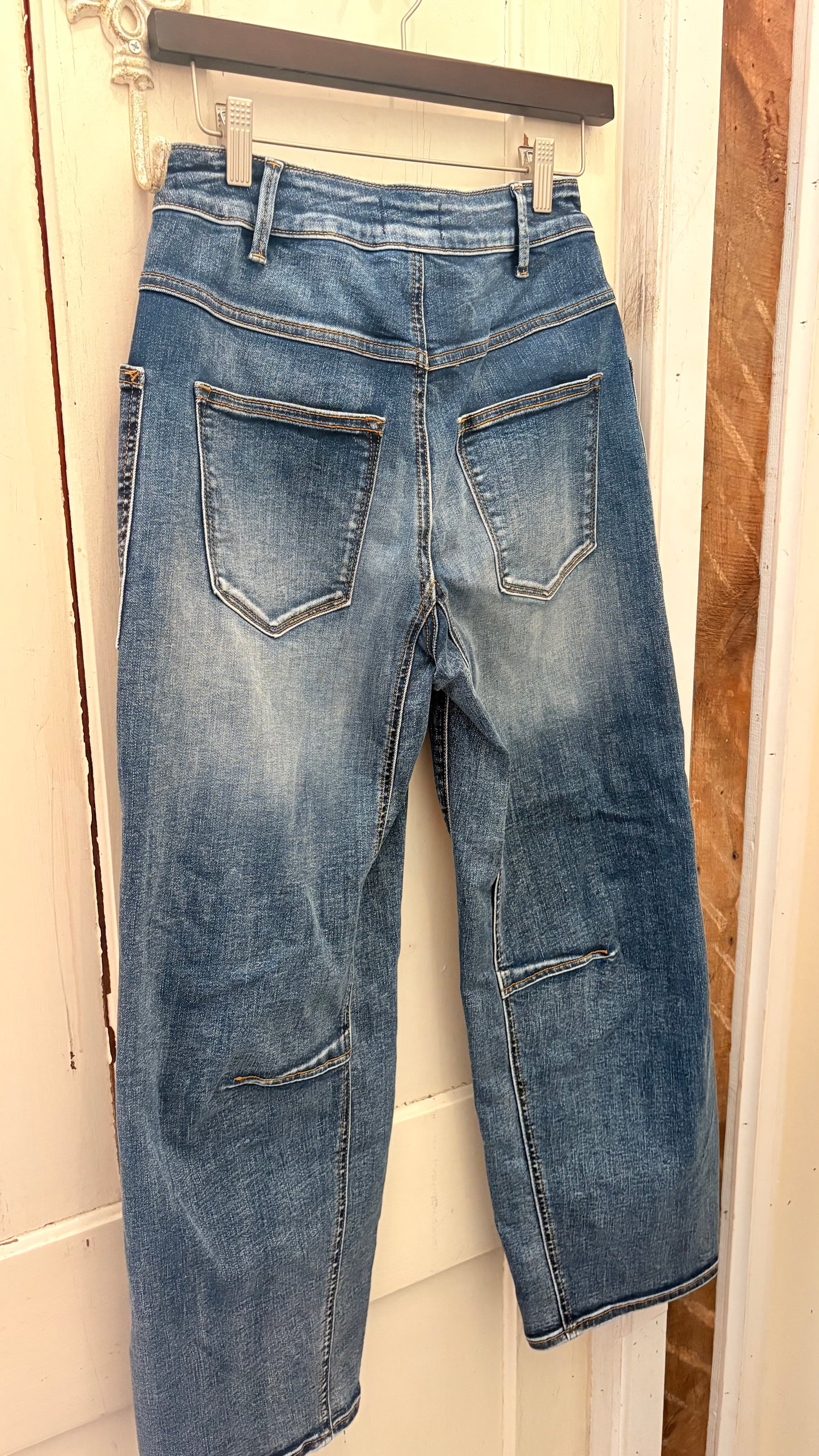 Driftwood Barrel Jeans