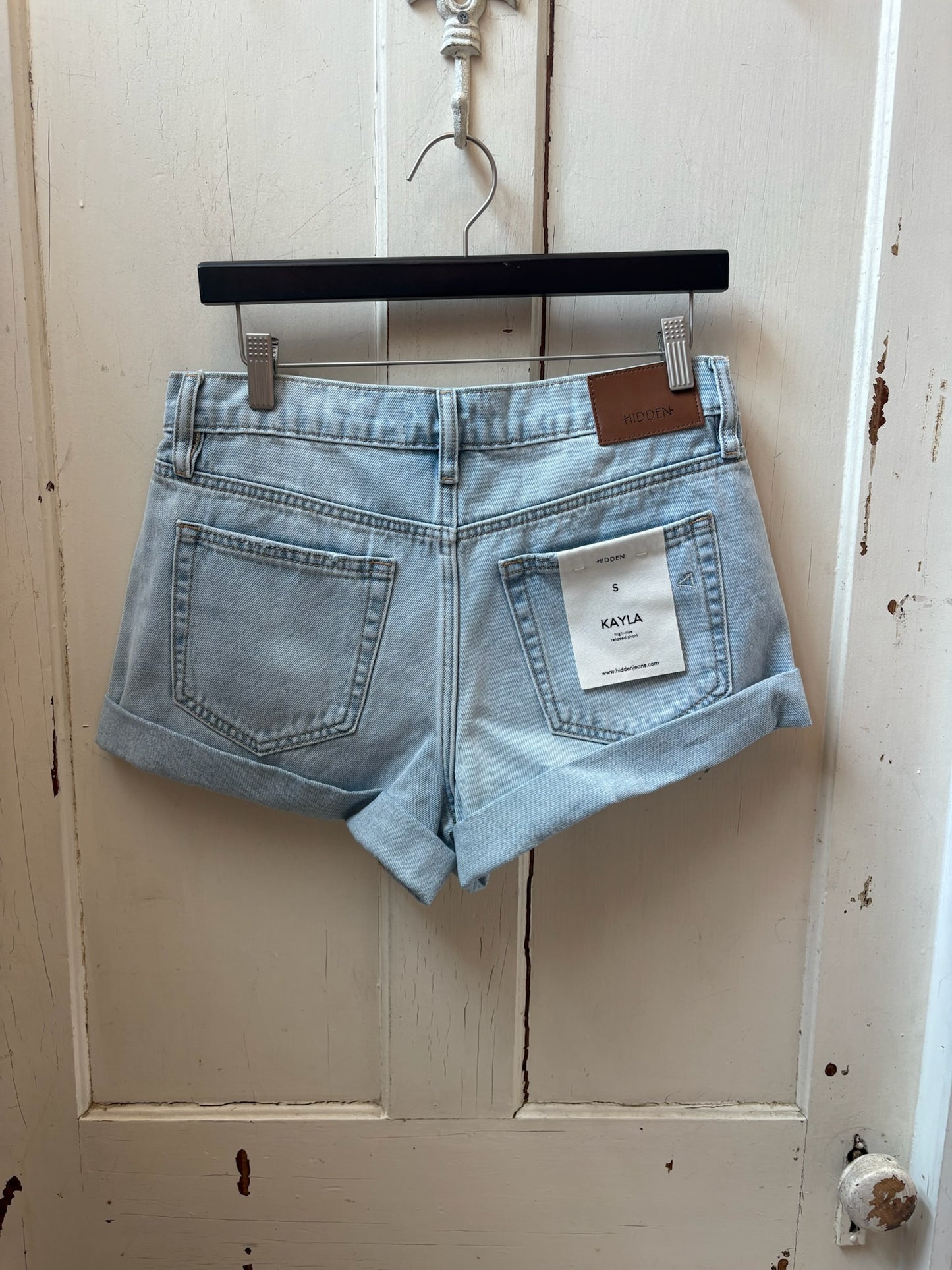 Relaxed Shorts with Cuffed Hem