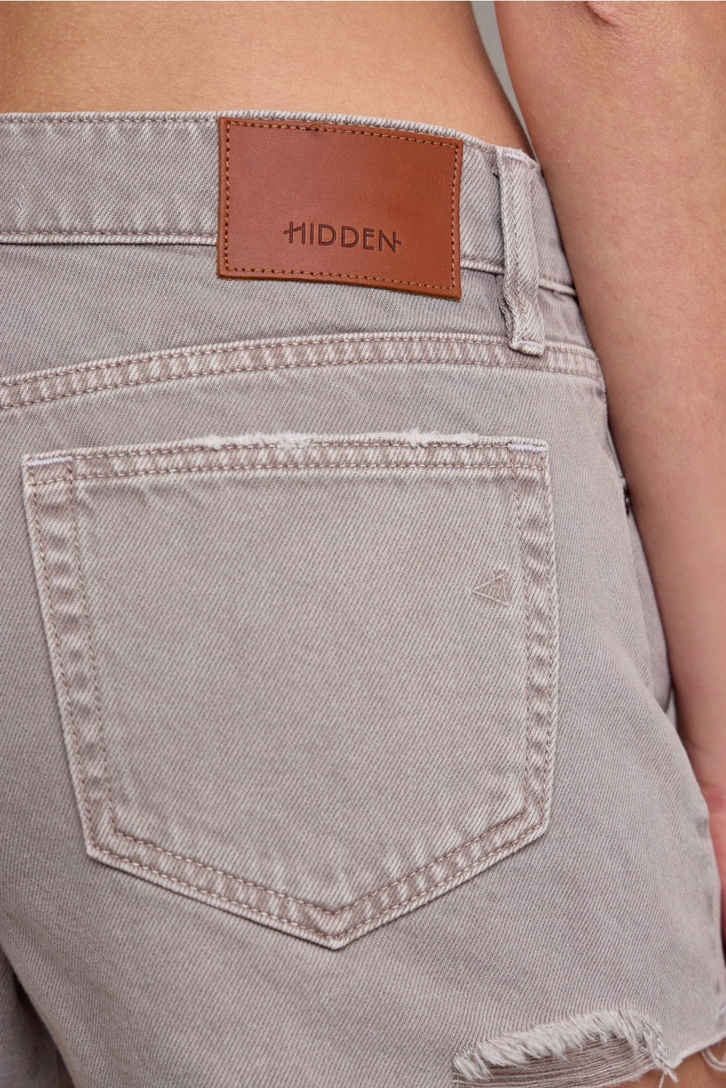 Gravel Wash Relaxed Shorts with Rivets