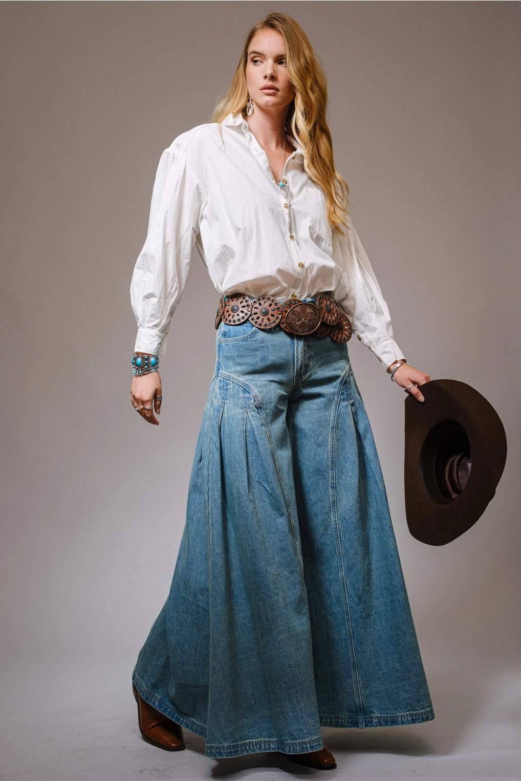 Vintage Pleated Jeans