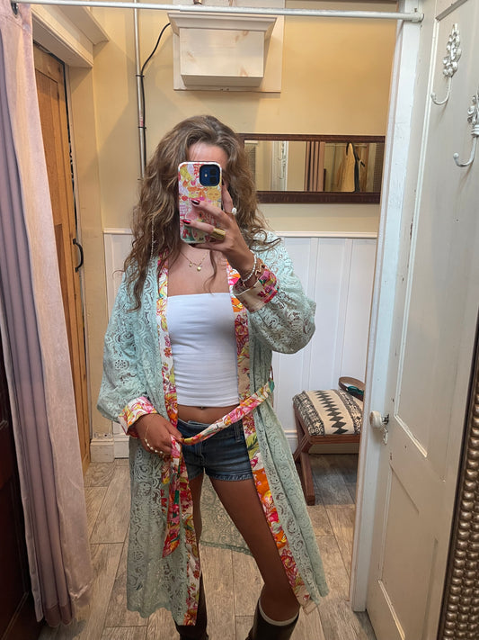 Tropics Kimono