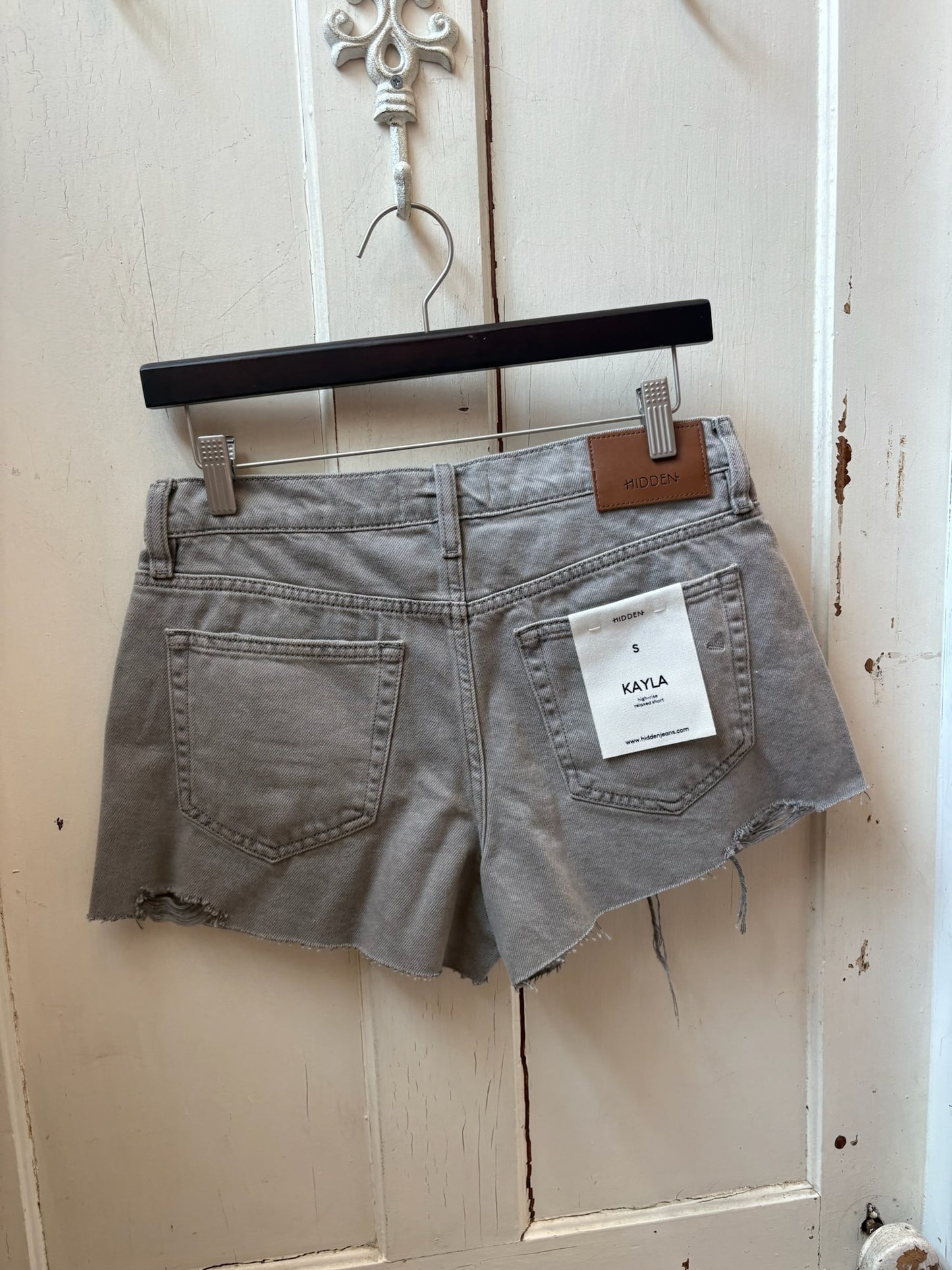 Gravel Wash Relaxed Shorts with Rivets