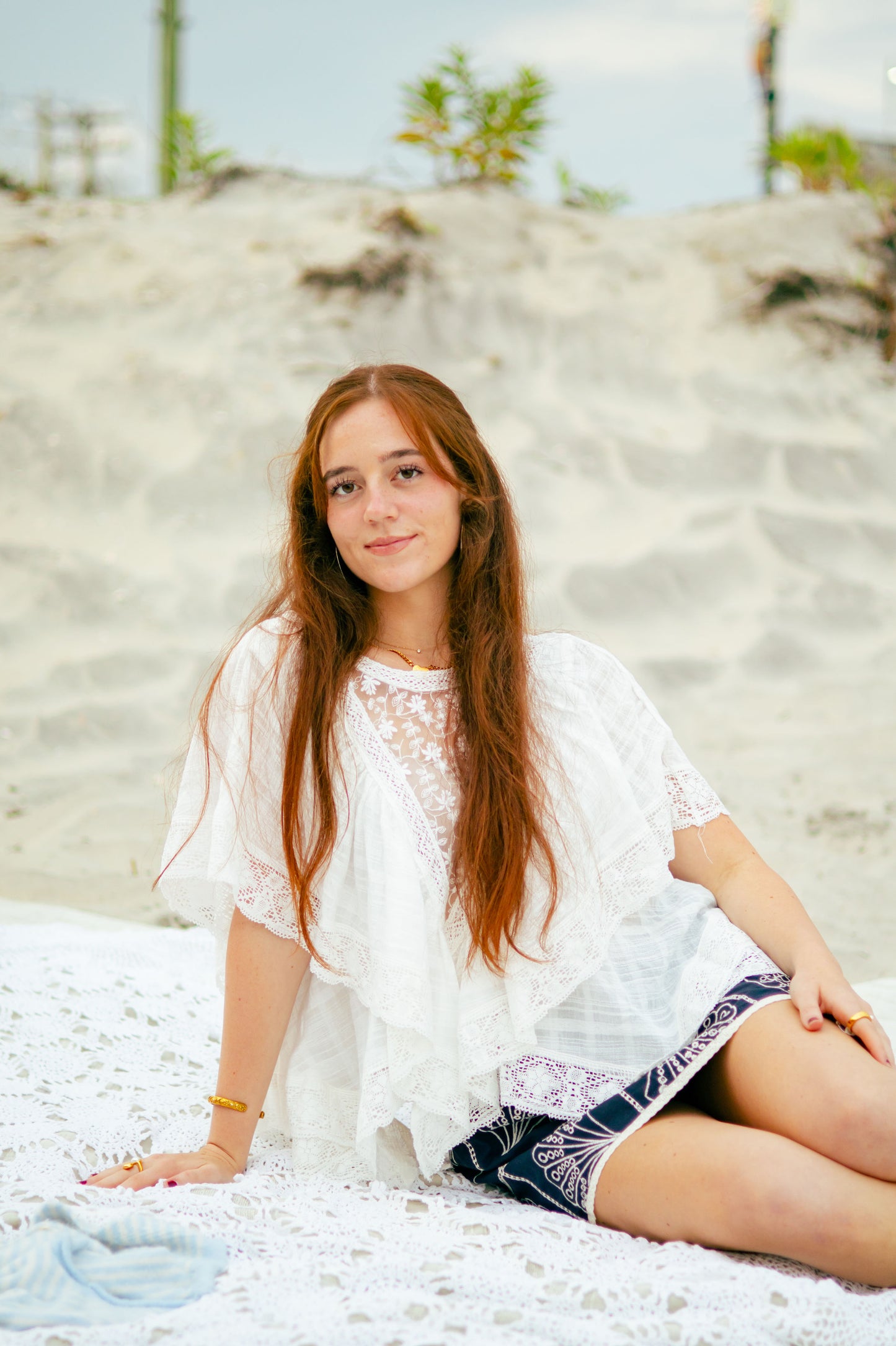 Lace Trim V Ruffle Detail Textured Woven Short Sleeve Top