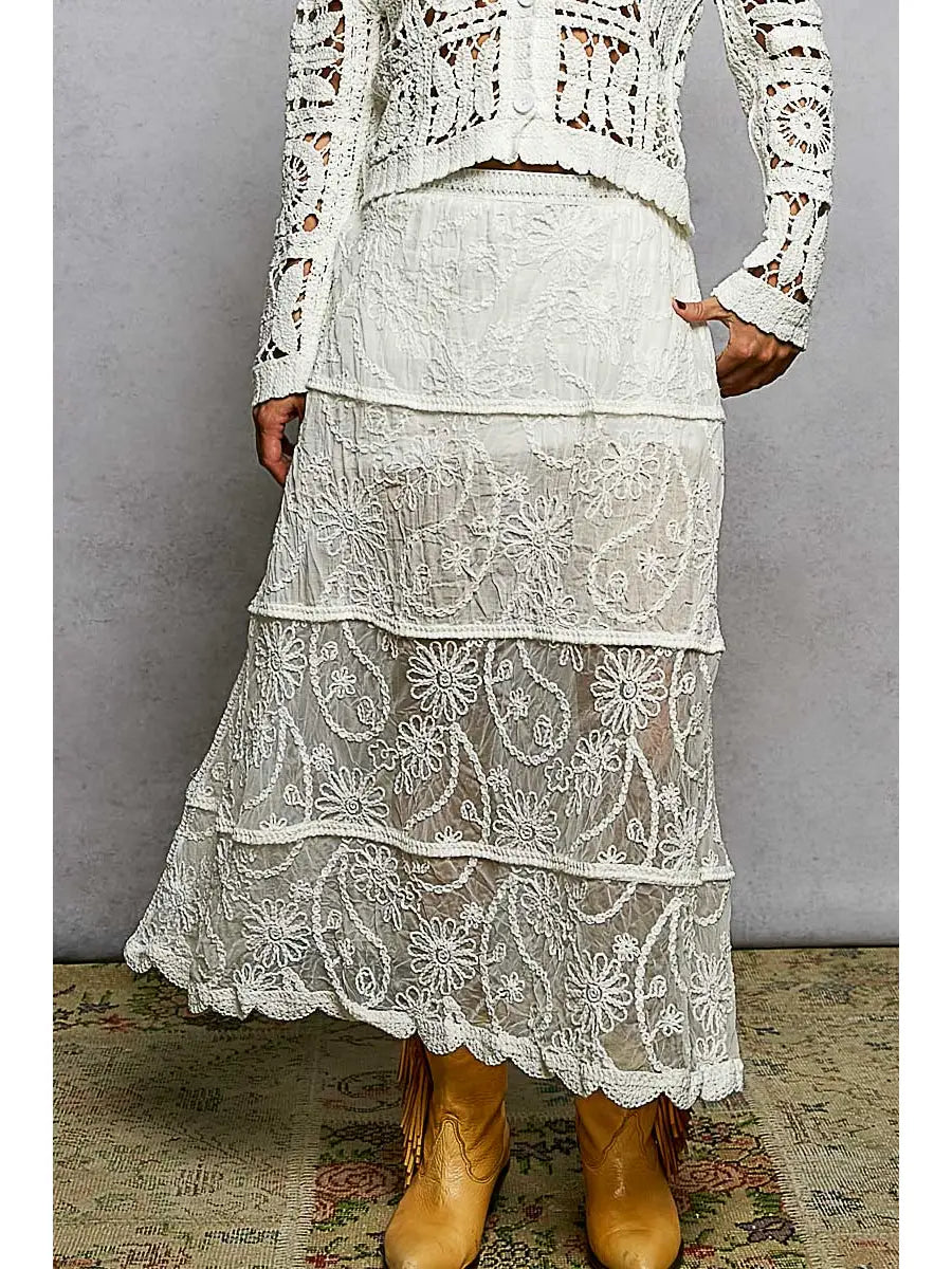 Crochet Floral Embroidery Maxi - Off White