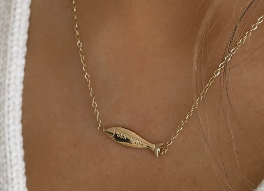 "Ocean City" Beachtown Fish RAISING SURFERS