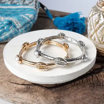 Shell and Pearls Bangle - Silver