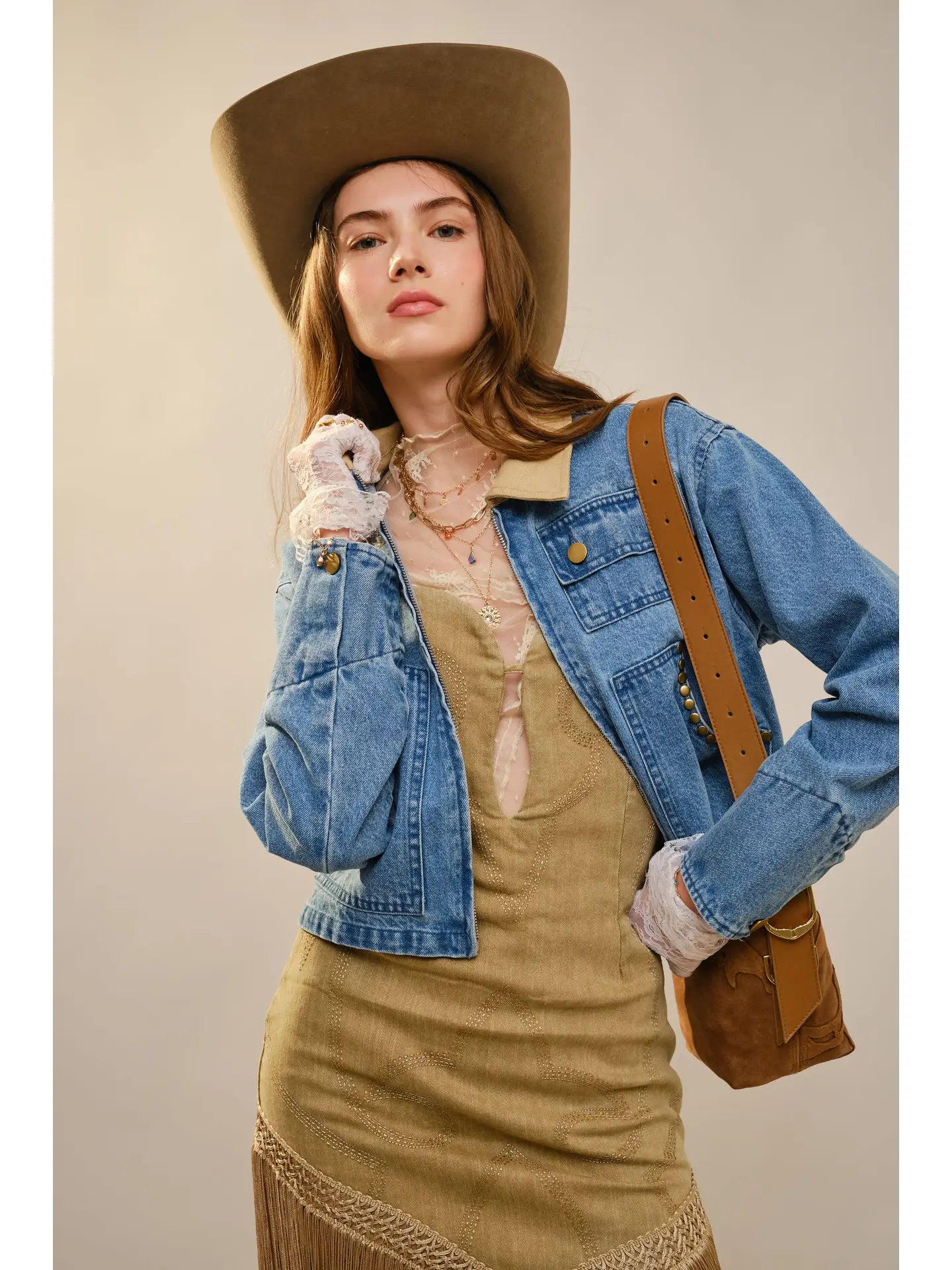 Stud Trimmed Cropped Denim Jacket